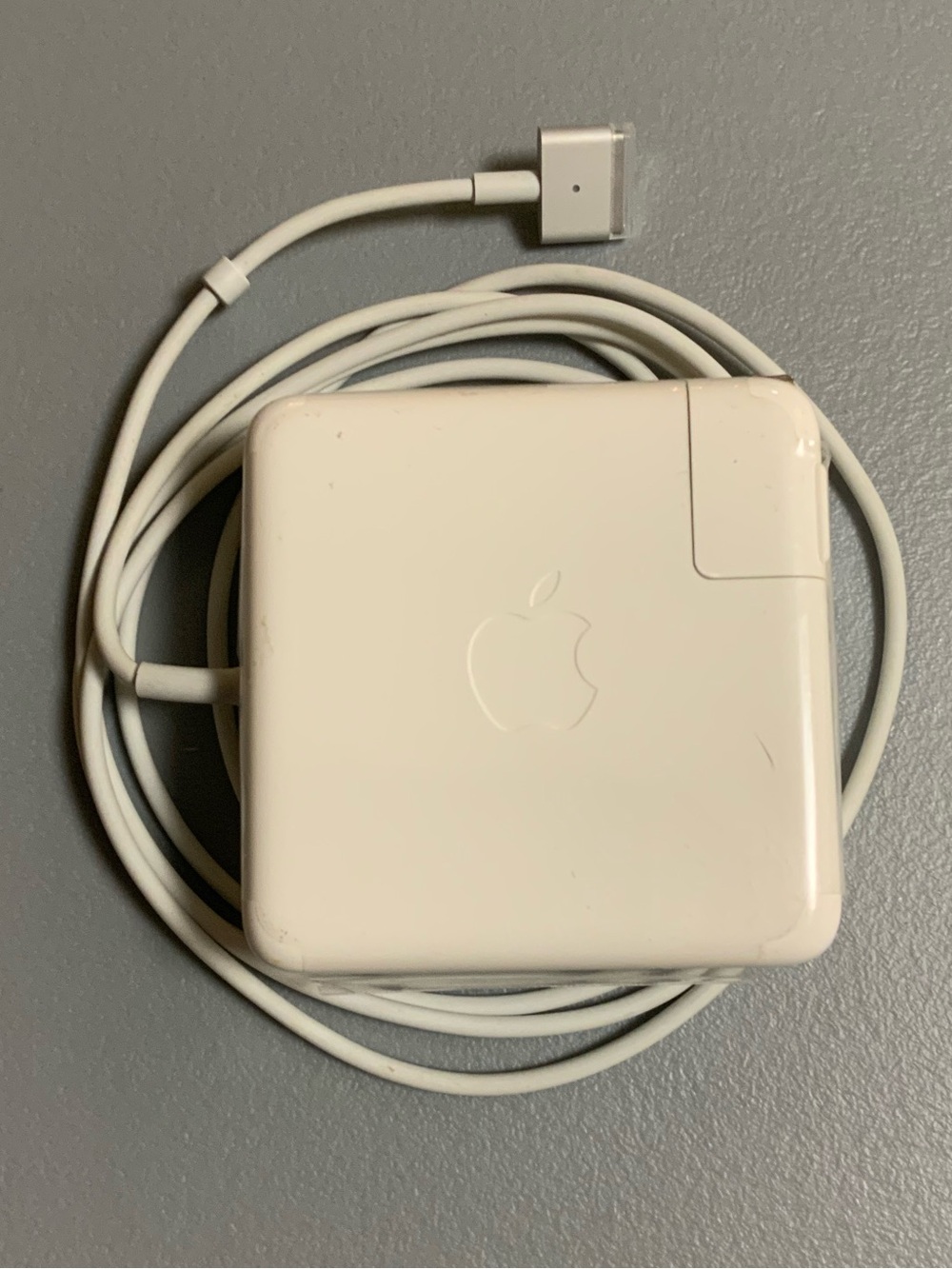 Apple White MagSafe Power Adapter with Attached Cable 85W